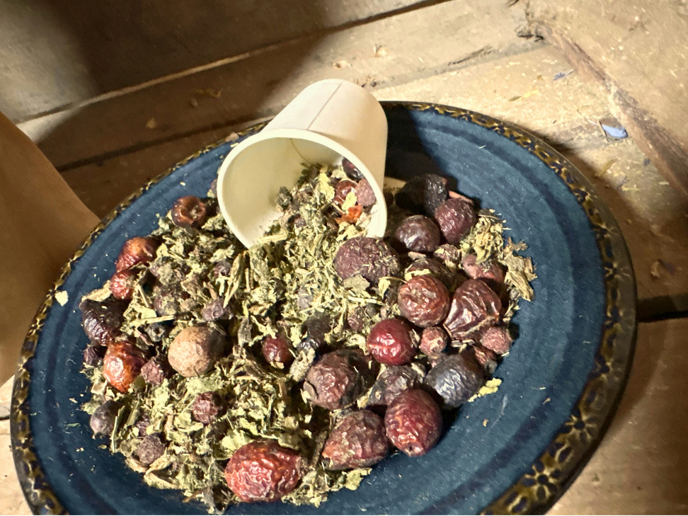 Mousetrap's Hedgerow Herbal Blend